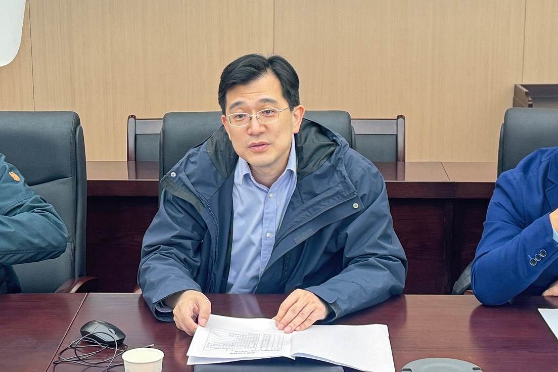 04a6ea9d4b61f7d94a7b28a73d286616